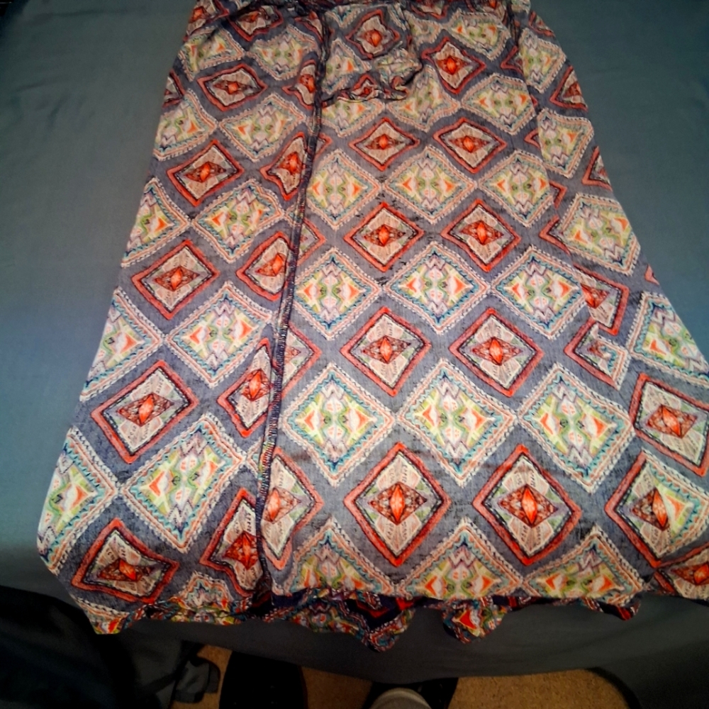 Mudd Geometric Palazzo Pants - Picture 4 of 7